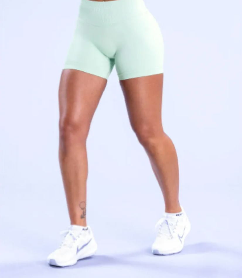 Seamless Fitness Yoga Shorts for Women - High-Elasticity Quick-Dry Nylon Shorts for Yoga, Gym and Pilates | XS-XL | 15 Colors